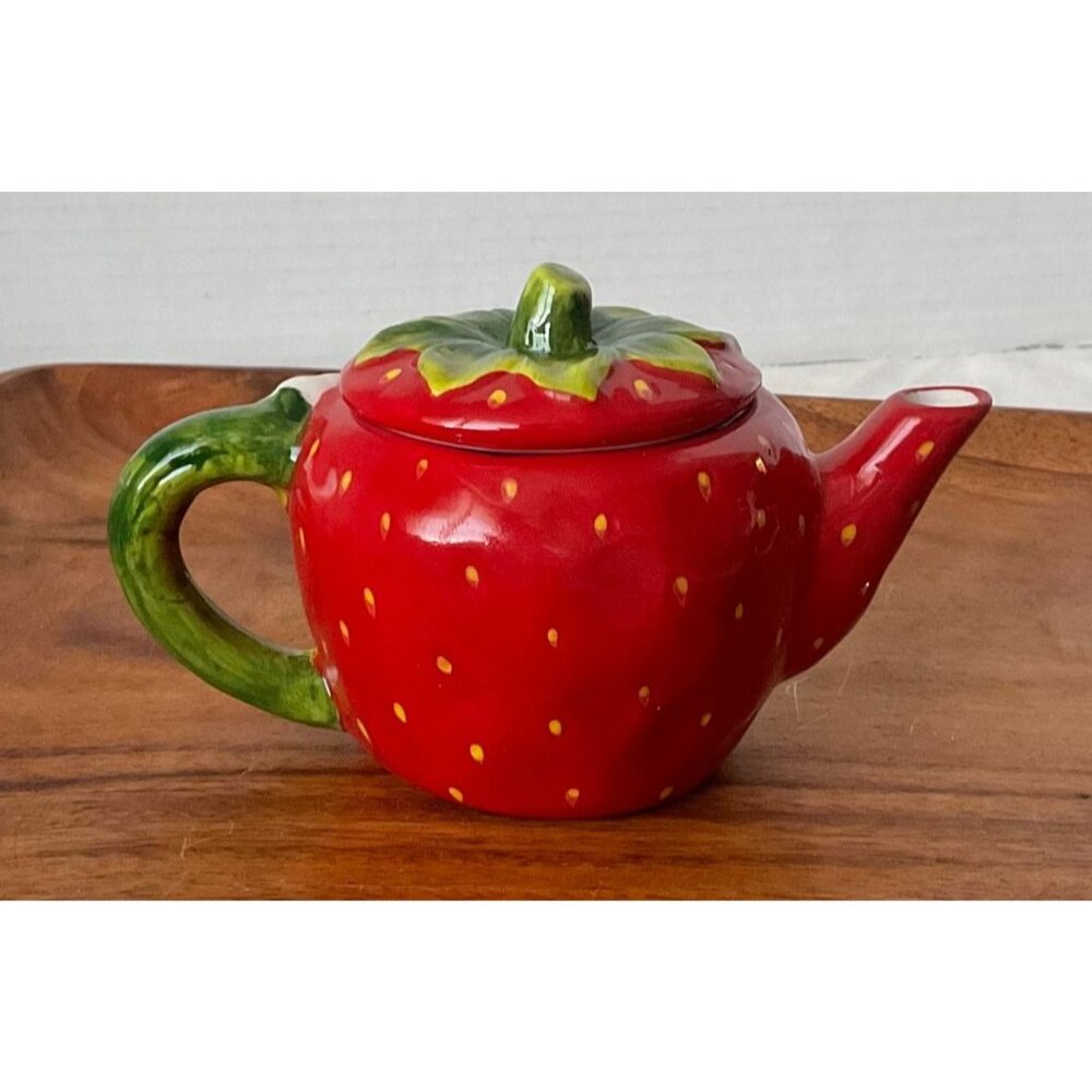 Strawberry Tea Set Ceramic Hand Painted Pot Cups Saucers Kitsch Cottagecore - Picture 10 of 14